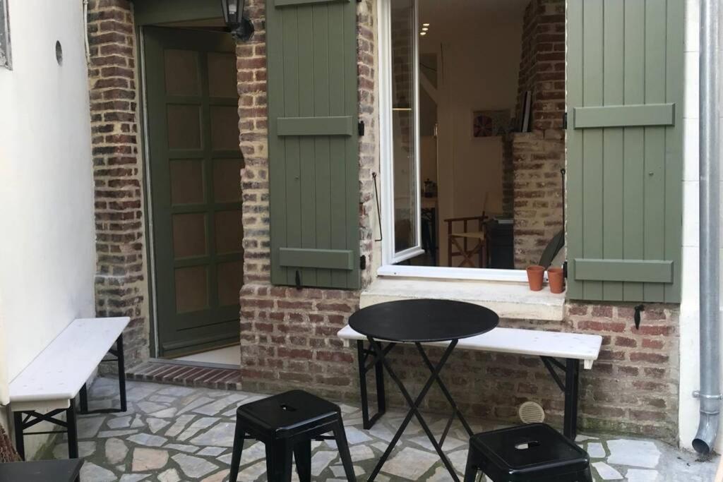 Charmante Maison De Pecheur Au Coeur De Trouville Exterior photo